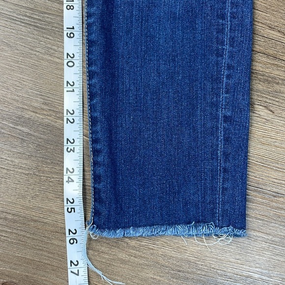 Articles of Society Women’s Mid Rise Ankle Skinny Jean with Raw Hem, size 26 - Picture 8 of 11